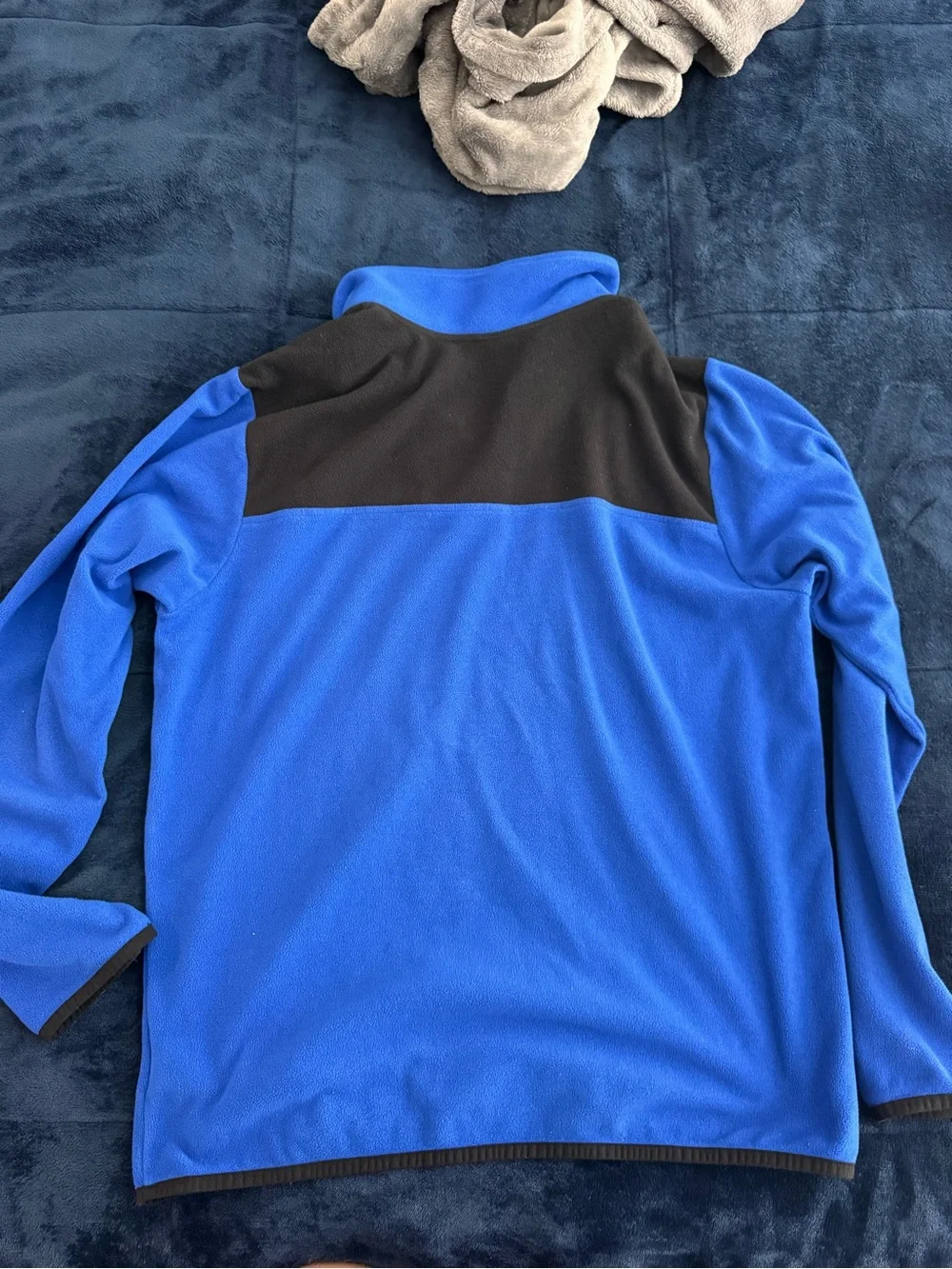 The North Face Men's Royal Blue and Black Zip-Up Fleece Pullover